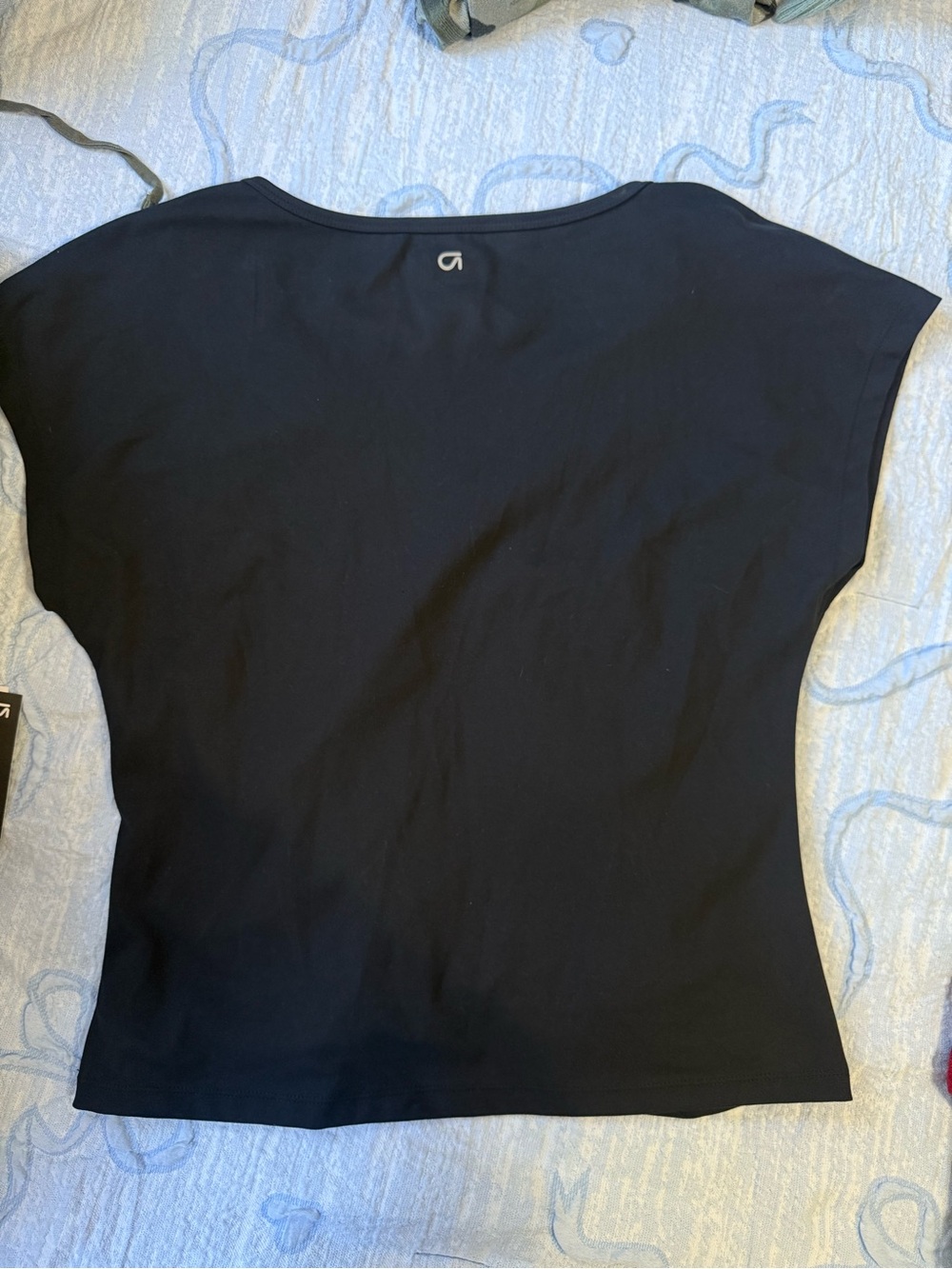GapFit Studio Fitted Ruched Top - Picture 2 of 2